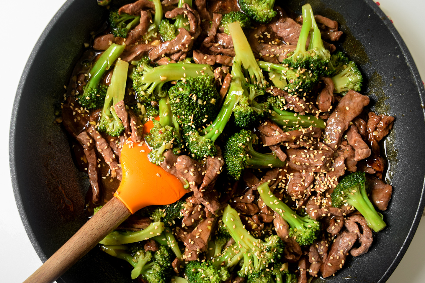 Beef and Broccoli Stir-Fry - Bravabod