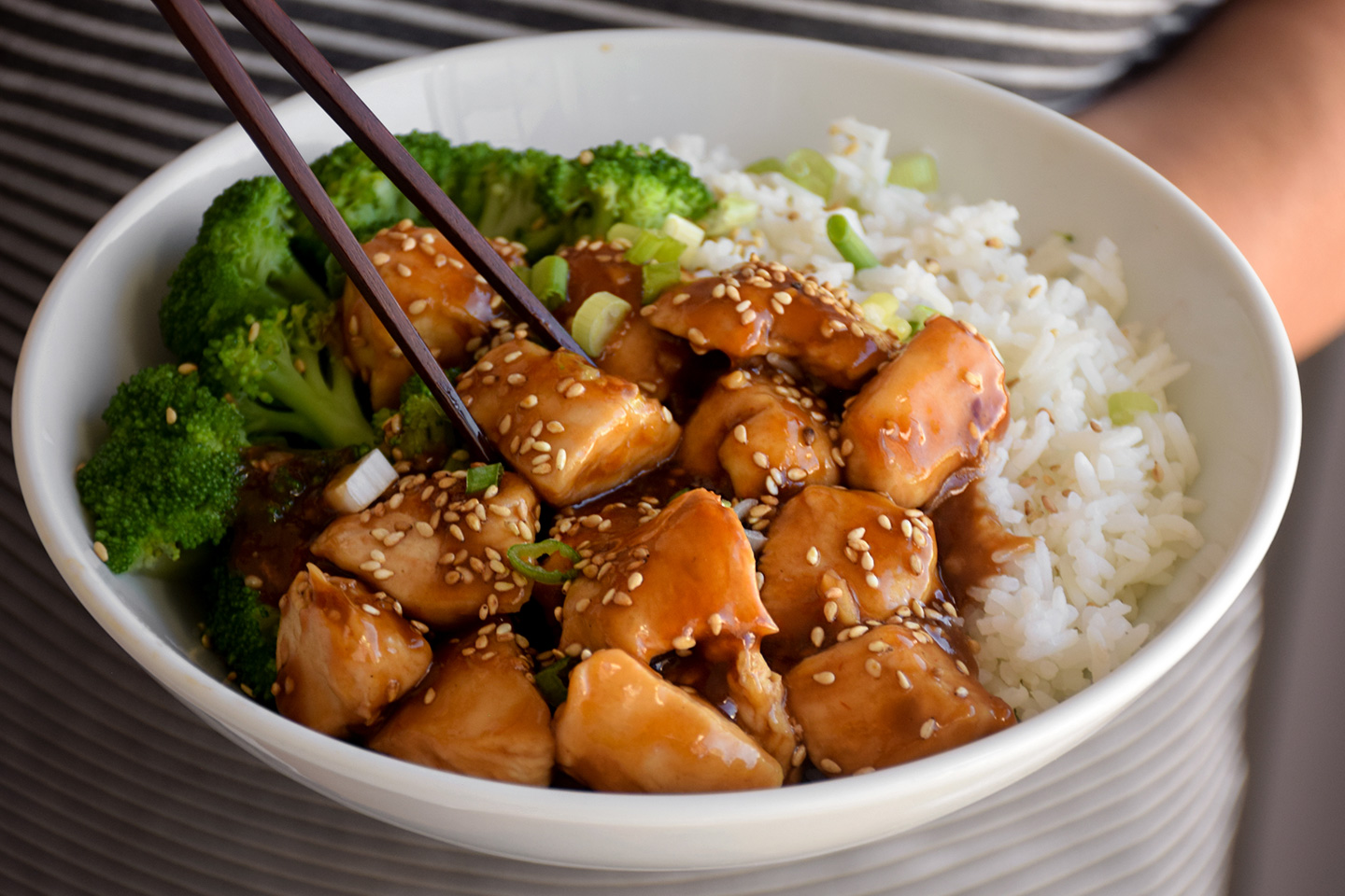 Honey Sesame Chicken - Bravabod